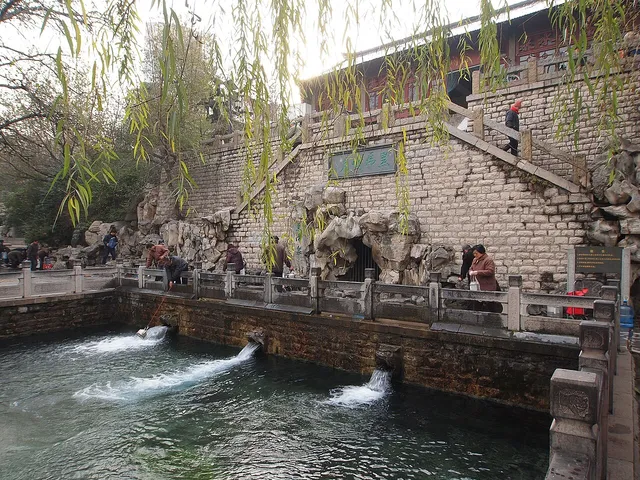 Black Tiger Spring and Moat, Jinan.